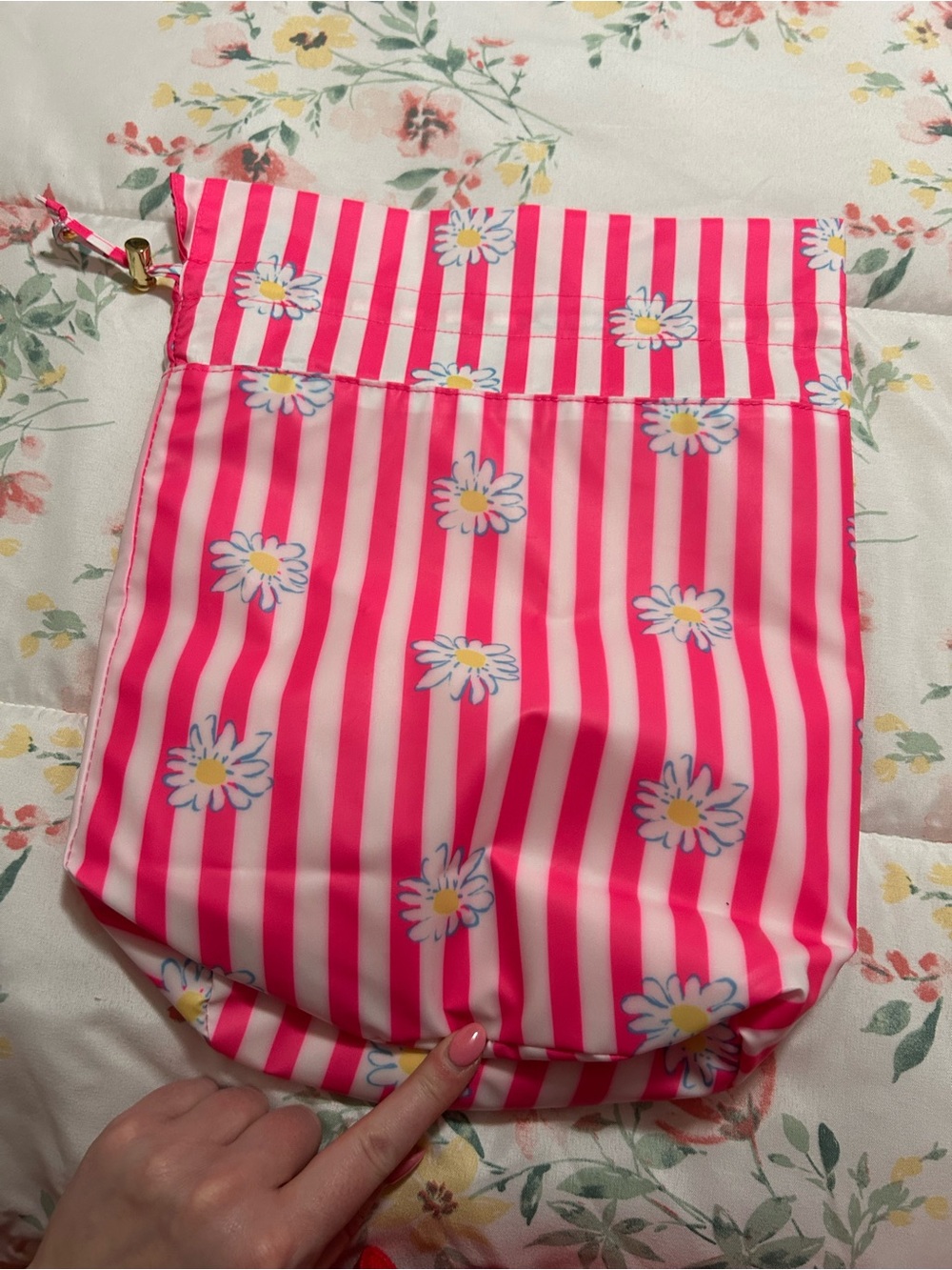 Pink Striped Daisy Drawstring Pouch - Picture 3 of 5